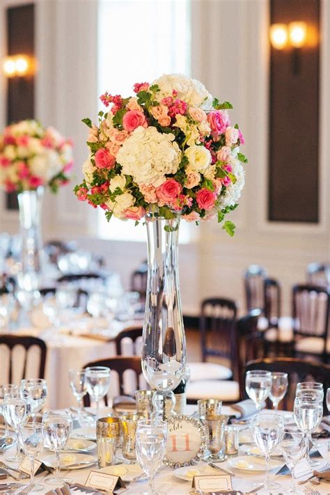 Macetas y floreros para colgar, y coronas para la puerta. Centros de mesa para bodas 100 ideas maravillosas