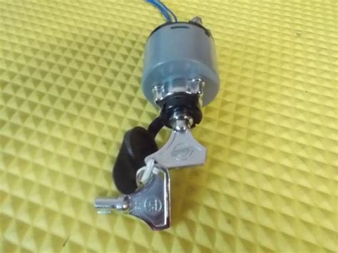 Sell Yanmar Ignition Switch With 2 Keys 127412 91250 In Rowland
