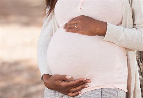 4 Common Pregnancy Complications Johns Hopkins Medicine