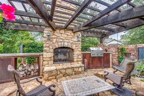 Great Area For The Backyard Has Everything You Need Pergola