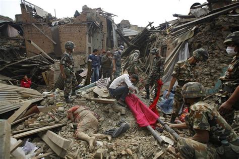 S'utilise avec les articles le, l' (devant une voyelle ou un exemplos: Népal: Un tremblement de terre redouté, mais mal préparé - Le Blog d'Edwidge