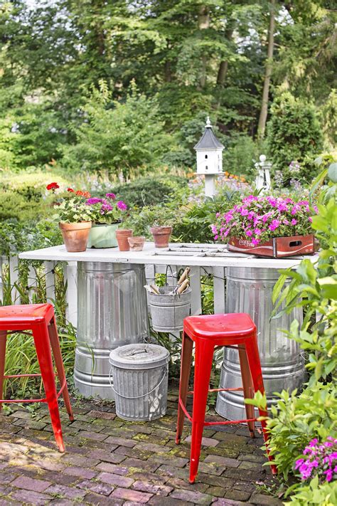 Steal some of these diy tips to transform your space from bland to blossoming. 30 Initiatives of Cheap Backyard Makeover Ideas - Simphome