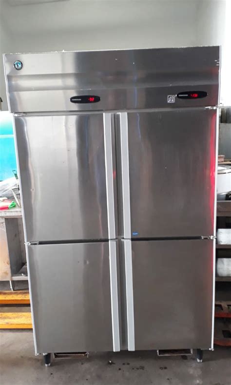 Maybe you would like to learn more about one of these? Hoshizaki 4 Door Upright Chiller Freezer fridge - Quick ...