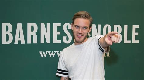 Pewdiepies Fans Shamed Him Into Not Donating 50000 To A Jewish Anti Hate Group