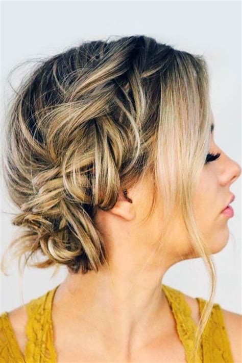 Tricks Helping To Create A Perfect Updo For Short Fine Hair Belletag