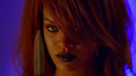 How To Get Rihannas Bbhmm Music Video Makeup Look Because Its Insanely Fierce And Sexy