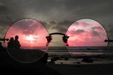 Seeing The World Through Rose Coloured Glasses Thats Me Color Rosa Color Me Colour Pop