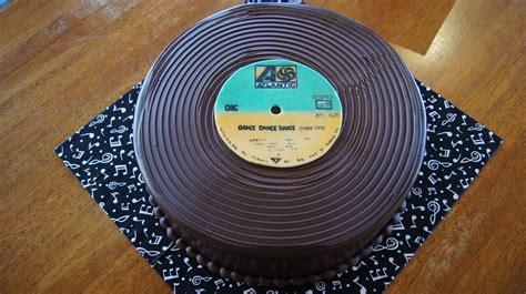 Atlantic Records record shaped cake | Atlantic records, Records, Music record