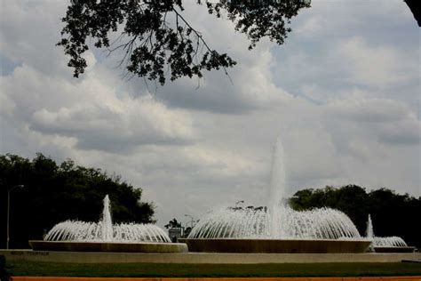 Mecom Fountain A Houston Landmark