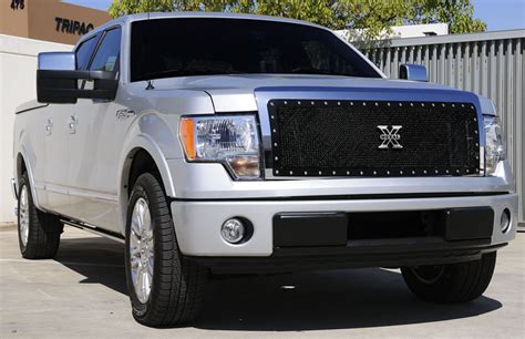 It's important to carefully check the trims of the vehicle you're interested in to make sure that you're getting the features you. 2009-2012 Ford F-150 XLT - X-METAL - Custom Black Main Grille