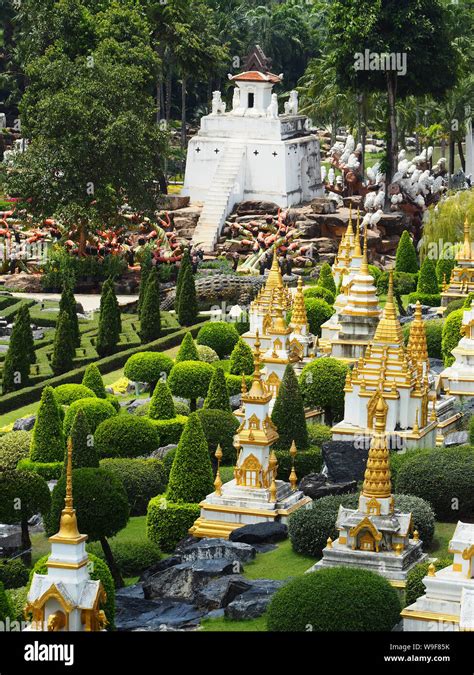 Nong Nooch Garden Hi Res Stock Photography And Images Alamy