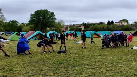 La Pioggia Non Ferma Il Campo Scout A Volta Mantovana Torna Il San Giorgio Dopo Due Anni Di