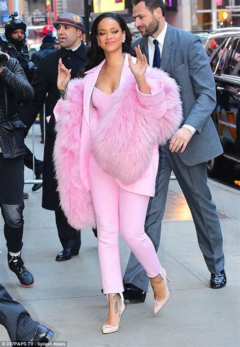 Lady In Pink Rihanna Dazzles In All Pink Ensemble New York