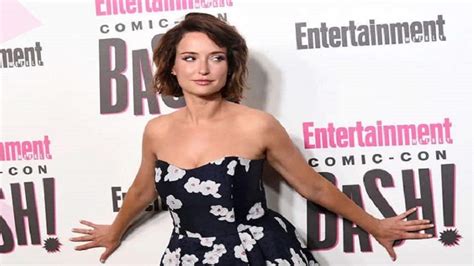 Milana Vayntrub Measurements Bio Height Weight Shoe Size And More