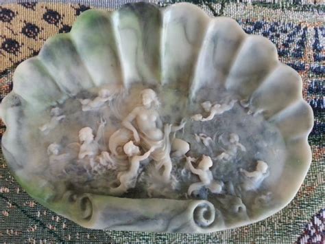 Venus In A Clamshell Soap Dish Vintage Incolay Green Stone