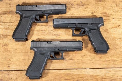 Glock 22 Gen4 40 Sandw Police Trade In Pistols With Night Sights Good
