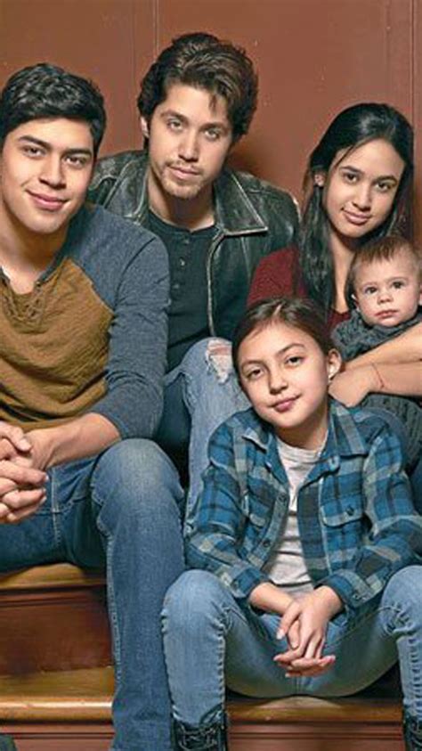 Party Of Five Reboots Immigrant Twist Has Fans Divided