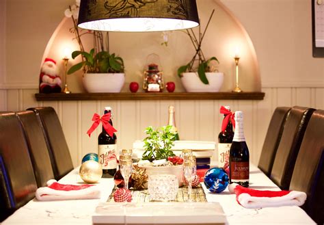 50+ dinner party themes for every month & season. How to Host a Successful Holiday Dinner Party Tips - EatSmart