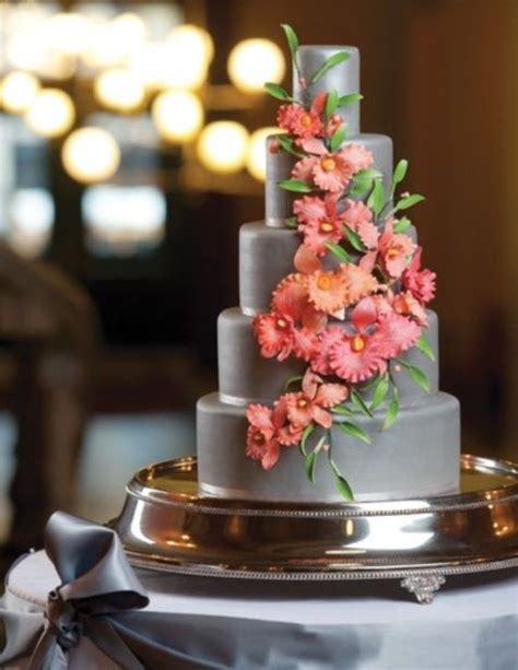 46 Elegant Grey And Coral Wedding Ideas Beach Wedding Cake Coral