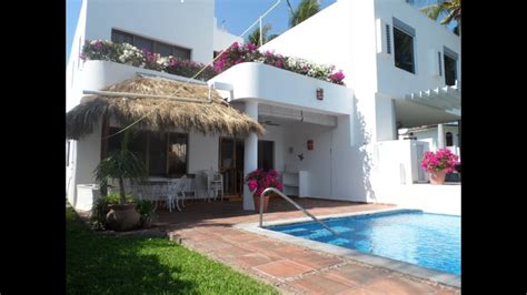 Estos alojamientos tienen valoraciones excelentes por su ubicación, su limpieza y mucho más. Casa RENTA Manzanillo // Club Santiago // www ...