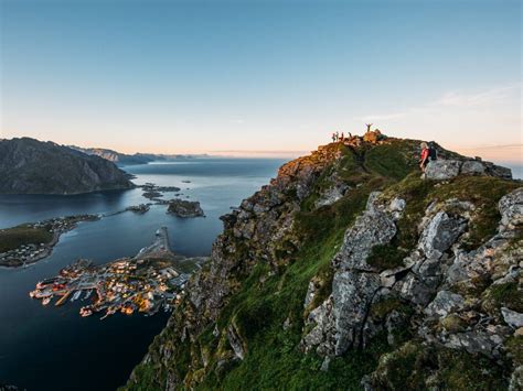 The 28 Best Lofoten Hiking Trails With Maps In 2020 Outtt Arrow