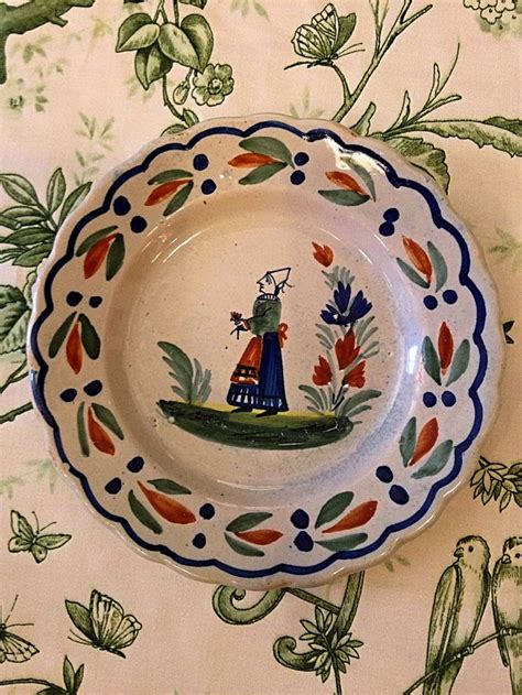 Economisez votre temps en nous laissant faire les recherches. Henriot Quimper Plate--Antique | Quimper, Plates, Antiques