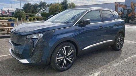 Two hybrid models are available, starting with. ¡Cazado! El nuevo Peugeot 3008 2021 se deja ver a falta de ...