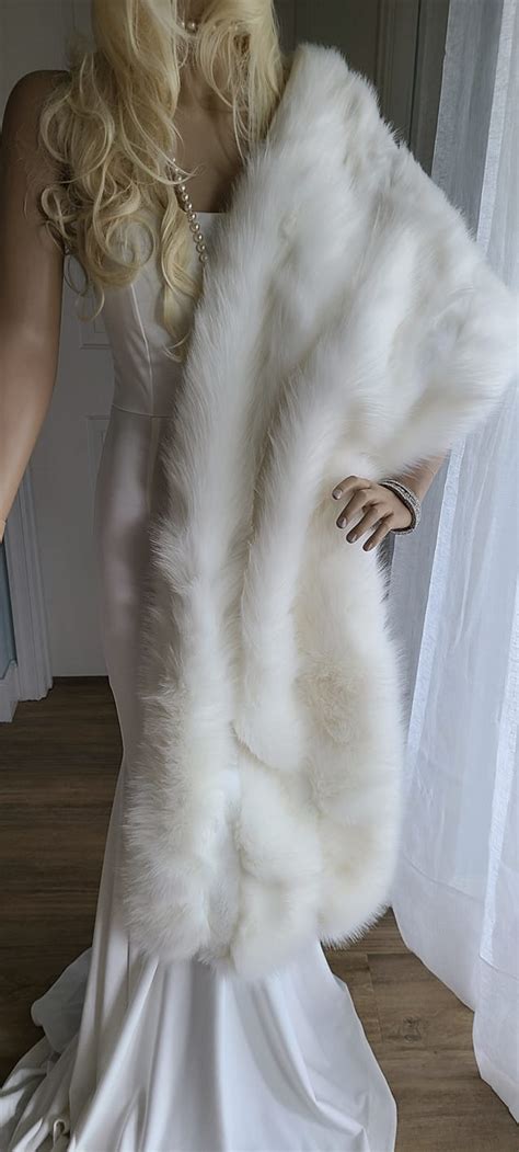 Arctic Fox Fur Stole White Fur Shawl Luxury Vegan Fox Fur Not