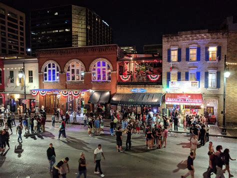 6th Street The Best Hotels Closest To Sixth Street In Austin For 2022