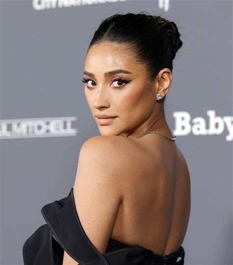Shay Mitchell Archives The Hollywood Gossip