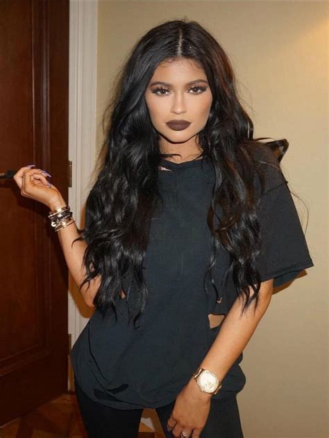 Kylie Jenner Hair Bangs Famous Person