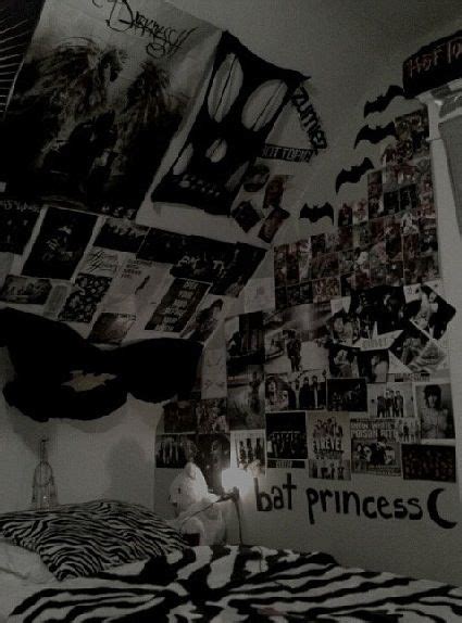 See more ideas about emo bedroom, dream rooms, room inspiration. Pin de ⚓Kaylee Humpherys⚓️ em Home & Decor | Decoração ...