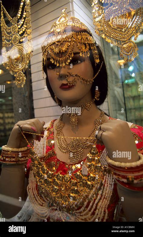 Uae Arabian Woman Jewelry Wealth Necklace Gold Symbol Stock Photo