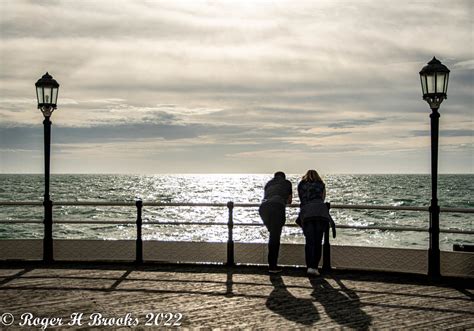 Dreaming Of Faraway Places Taken On Worthing Pier Flickr