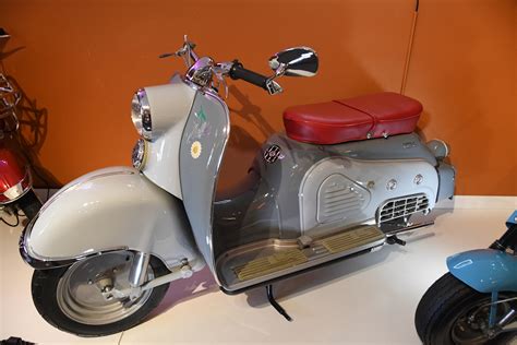 Vintage Scooters Vintage Scooters Volo Museum