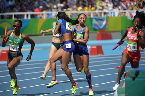 Us Womens 4x100 Relay Team Dropped The Baton After Allyson Felix