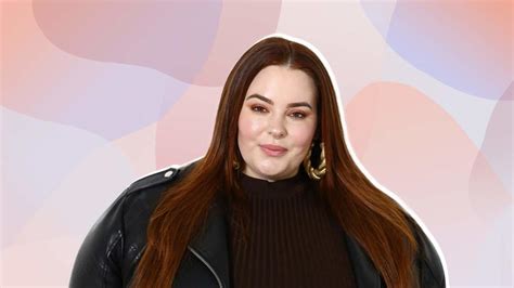 Tess Holliday Posts Nude Photo To Promote Powerful Self Love Message