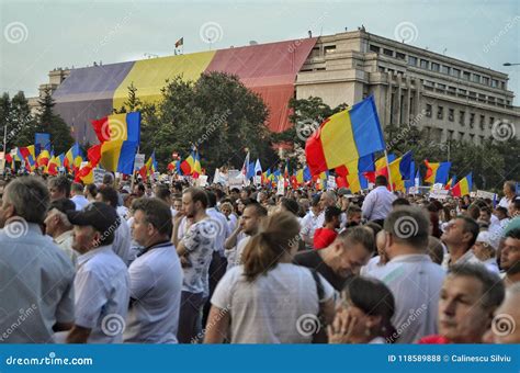 Das Psd Das In Bukarest Hunderte Von Den Tausenden Von Leuten In Der