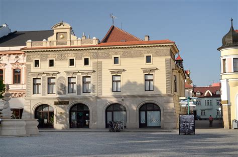 686 01 ( pošta uherské hradiště 1 ) 686 05 ( pošta uherské hradiště 5 ). Uherské Hradiště