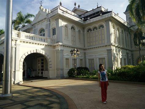 Before you step into the lobby, you already can sense the exterior of the hotel with a huge signboard. E-Wen Hooi: The Royal Stories of Kuala Kangsar @ Perak