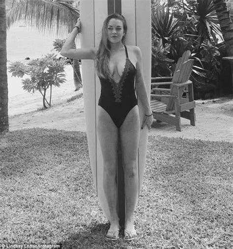 Lindsay Lohan Looks Incredible In Low Cut Bathing Suit Daily Mail Online