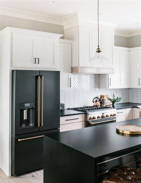 More than ever, homeowners expect appliances to offer customizable capabilities to meet, but not complicate, busy lifestyles. Trends in Kitchen Appliances | Kitchen trends, Kitchen ...