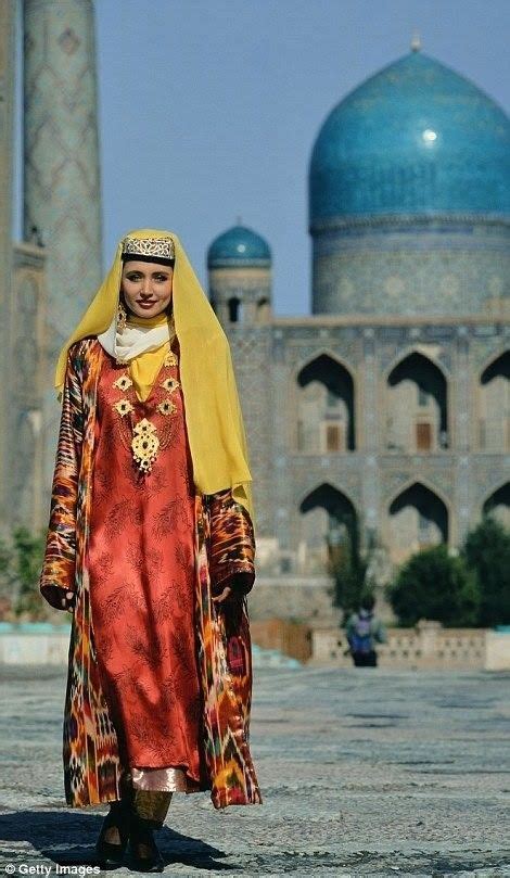 Uzbekistan Giysiler Kadın Tarihi Moda