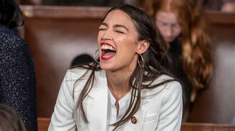 Leslie Marshall Alexandria Ocasio Cortez Deserves To Be Praised Not Constantly Criticized