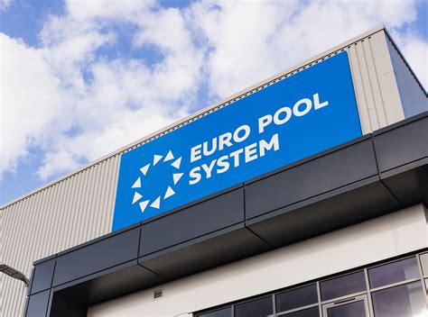 Euro Pool System Opens First UK Washing Site St Modwen