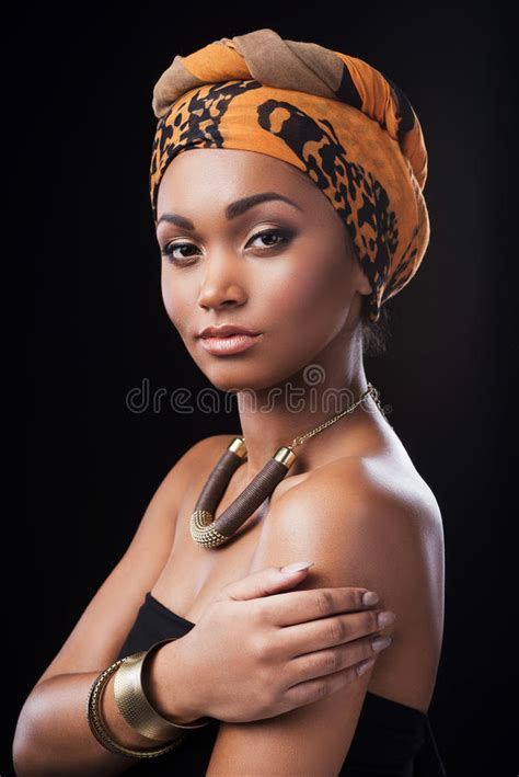 Véritable Beauté Africaine Photo Stock Image Du Afrique 52696592
