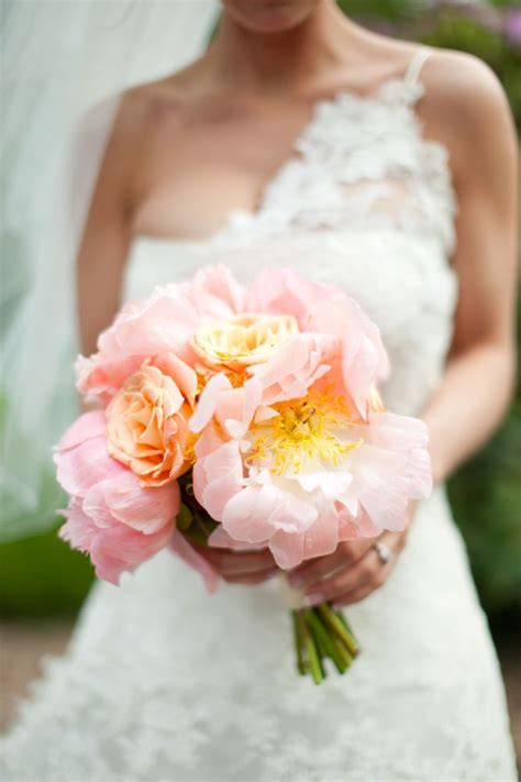 We did not find results for: 14 Fresh & Fabulous Spring/Summer Wedding Bouquets ...