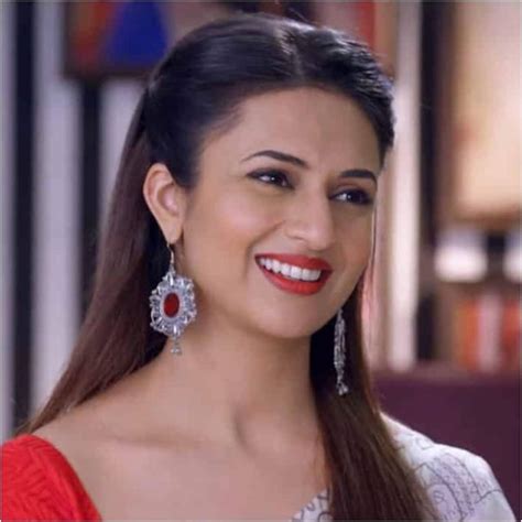 Divyanka Tripathi Dahiya Opens Up On Getting Indecent Proposals From