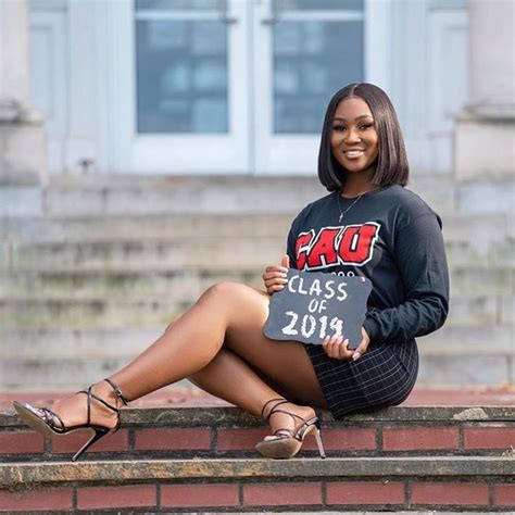Black Girls Graduate ™ On Instagram “sis Is Out The Jam 🙌🏿 Congrats Prettysaaddity 👩🏾‍🎓