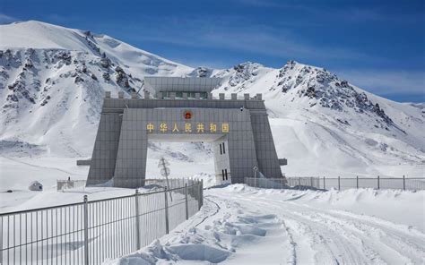 Khunjerab Passthe Borders Of China And Pakistan Pakistan